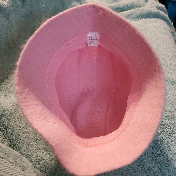 Pink angora bucket hat - Picture 5 of 6